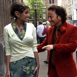 Foto Um Gigolô Europeu por Acidente