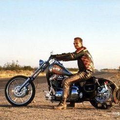 Foto Harley Davidson e Marlboro Man - Caçada Sem Tréguas