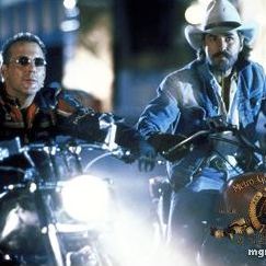 Foto Harley Davidson e Marlboro Man - Caçada Sem Tréguas