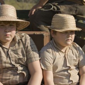 Foto O Menino da Porteira