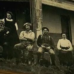 Foto O Massacre da Serra Elétrica - O Início