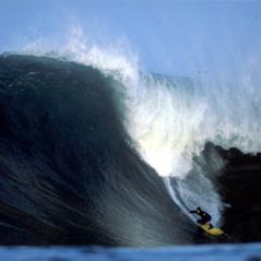 Foto Riding Giants - No Limite da Emoção