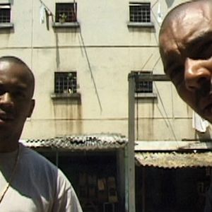 Foto Entre a Luz e a Sombra