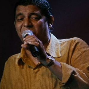 Foto O Homem que Engarrafava Nuvens