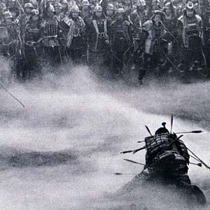 Foto Trono Manchado de Sangue