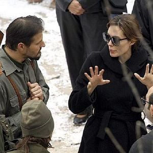 Foto Na Terra de Amor e Ódio