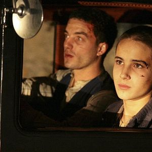 Foto Entre os Muros da Prisão