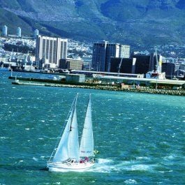 Foto O Mundo em Duas Voltas