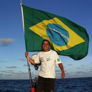 Foto O Mundo em Duas Voltas