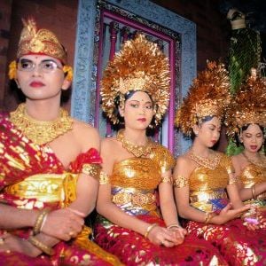 Foto O Mundo em Duas Voltas