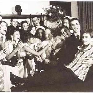 Foto Os Bons Tempos Voltaram: Vamos Gozar Outra Vez