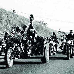 Foto Raul - O Início, o Fim e o Meio