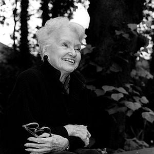 Foto Com Amor, Carolyn