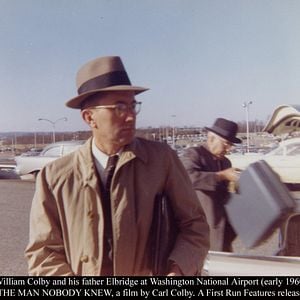 Foto O Homem Que Ninguém Conheceu