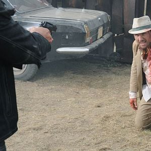 Foto O Forasteiro - Violência Sem Limite