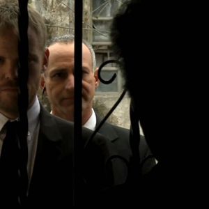 Foto Querida, Vou Comprar Cigarros e Já Volto