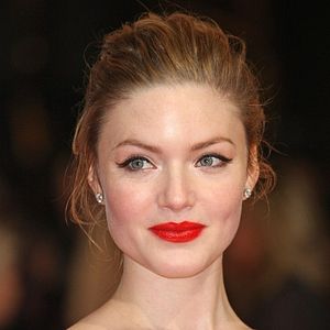 Foto Holliday Grainger