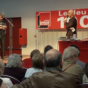 Foto A Estação de Rádio