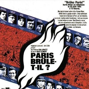 Foto Paris Está em Chamas?