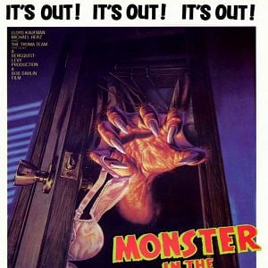 Foto O Monstro do Armário