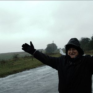 Foto No Place on Earth