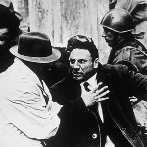 Foto As Mãos Sobre a Cidade