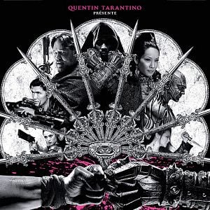 Foto O Homem com Punhos de Ferro