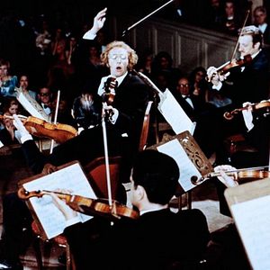 Foto Le Grand Blond avec une chaussure noire