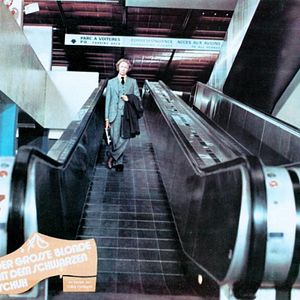 Foto Le Grand Blond avec une chaussure noire