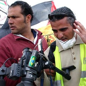 Foto Cinco Câmeras Quebradas