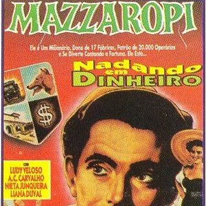 Foto Nadando Em Dinheiro