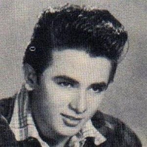 Foto Lou Salvador Jr.