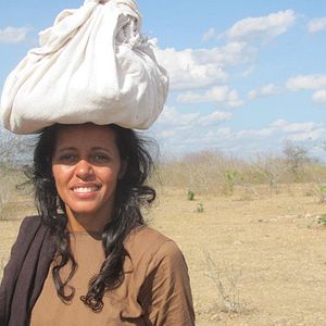 Foto Aos Ventos que Virão