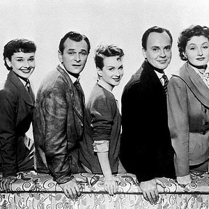 Foto Young Wives' Tale