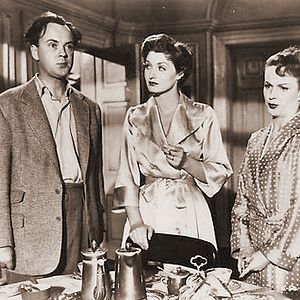 Foto Young Wives' Tale