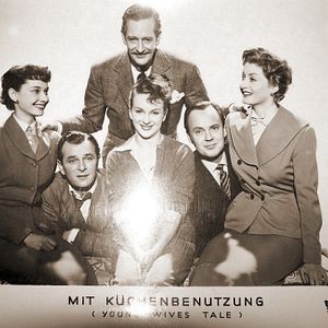 Foto Young Wives' Tale