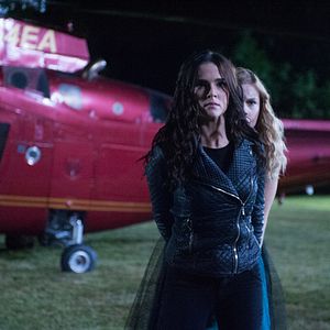 Foto Academia De Vampiros - O Beijo Das Sombras