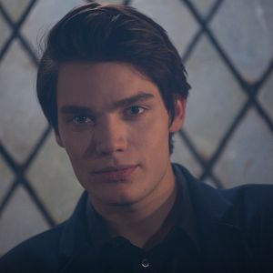 Foto Academia De Vampiros - O Beijo Das Sombras