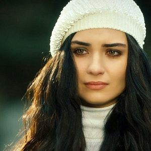 Foto Tuba Büyüküstün