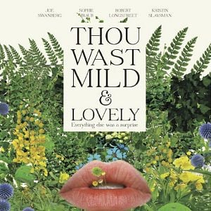 Foto Thou Wast Mild and Lovely