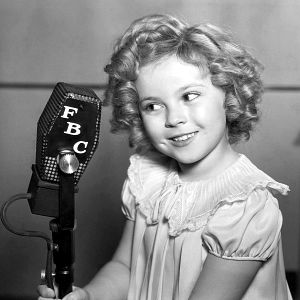 Foto Pobre Menina Rica