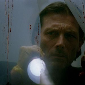 Foto O Estranho Colorido das Lágrimas do teu Corpo