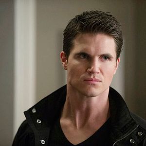 Foto Robbie Amell