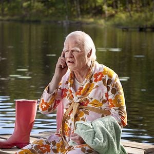 Foto O Centenário que Fugiu Pela Janela e Desapareceu