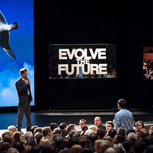 Foto Transcendence - A Revolução