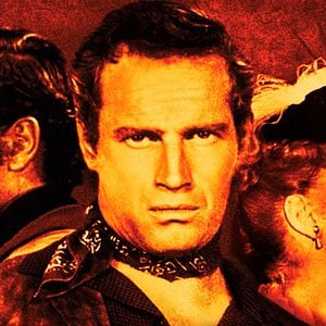 Foto Trindade Violenta