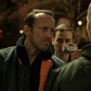 Foto Invasores - Nenhum Sistema Está à Salvo