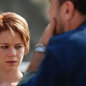 Foto O Lobo Atrás da Porta