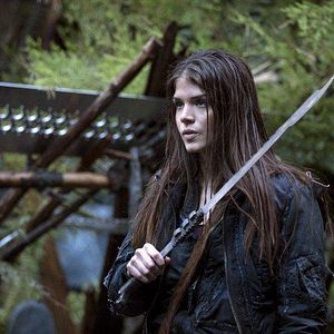 Foto Marie Avgeropoulos