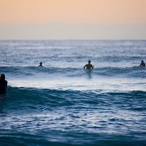 Foto Out In The Line-Up